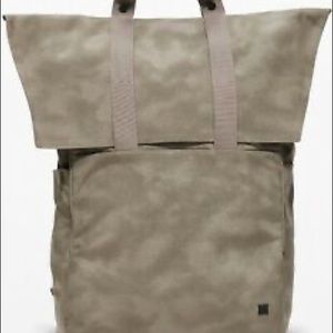 NWT - Lululemon Early Embark Backpack *22L